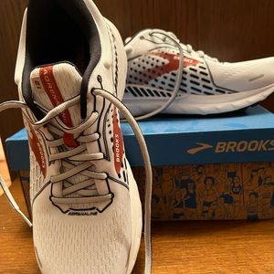 Brooks 21 Adrenaline shoes.